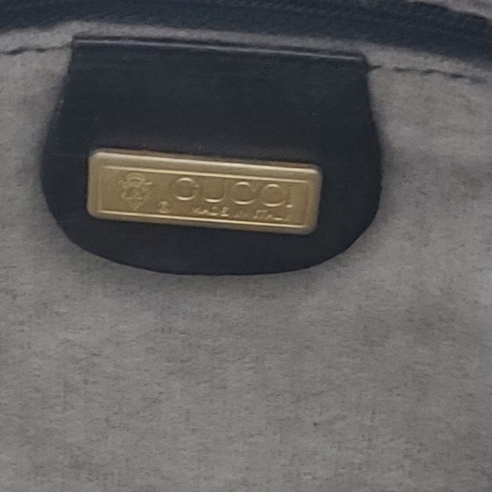 Gucci Vintage Navy GG Bucket Crossbody - Picture 13 of 16